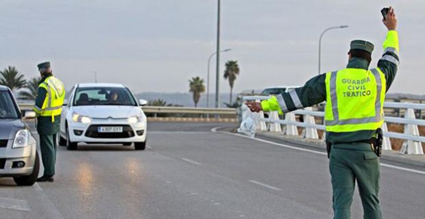 Tráfico pone hoy en marcha una campaña de control de las condiciones de los vehículos