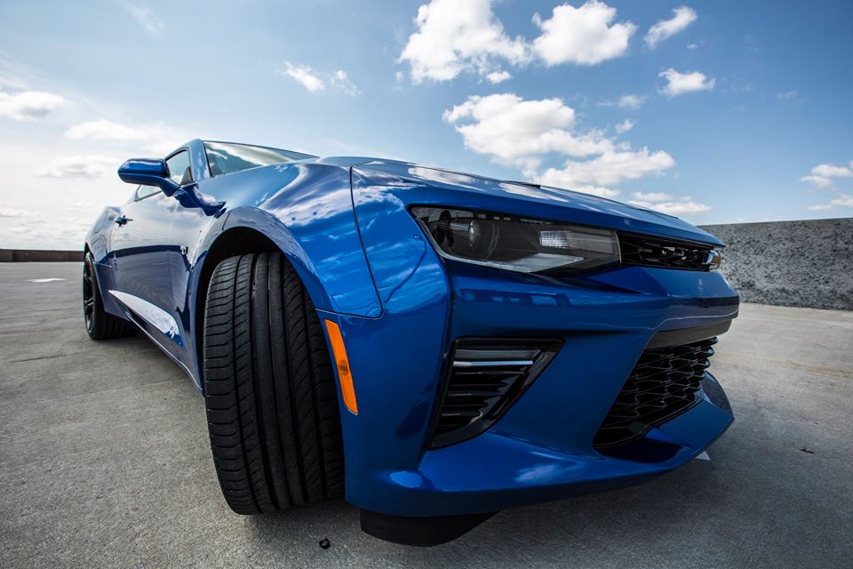 AGÁRRATE A LA CARRETERA